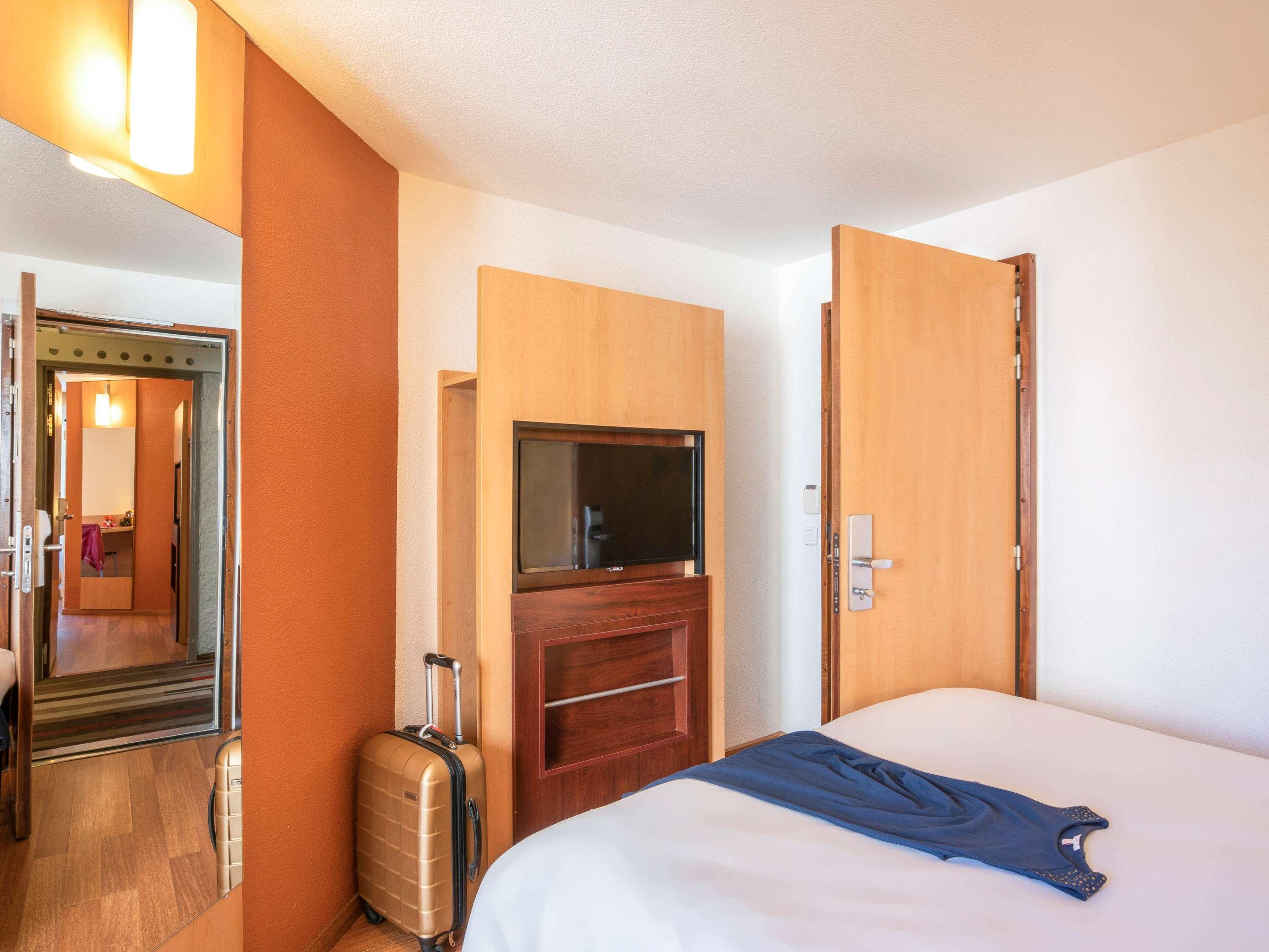 Ibis Tours Centre Gare Hotel Kültér fotó